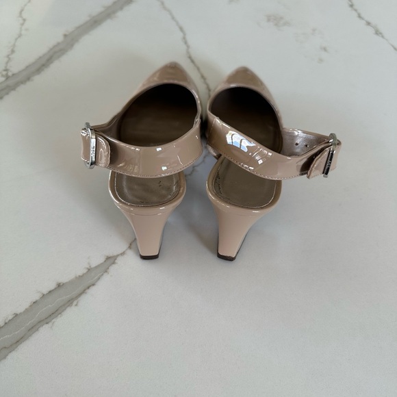 AGL sling back pumps. Marble/Nude patent leather Size 40 - Picture 6 of 8